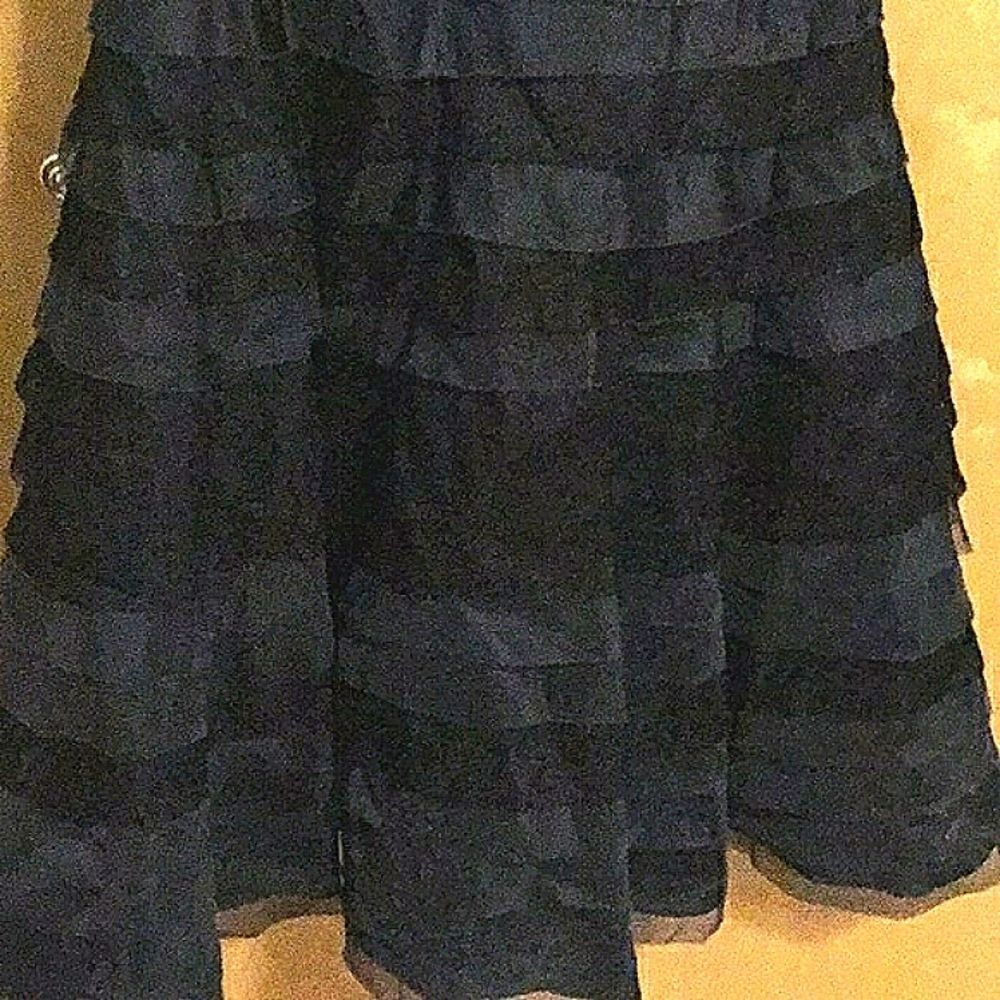 Kay UNGER Silk Organza lace Yoke Tiered - Picture 7 of 8